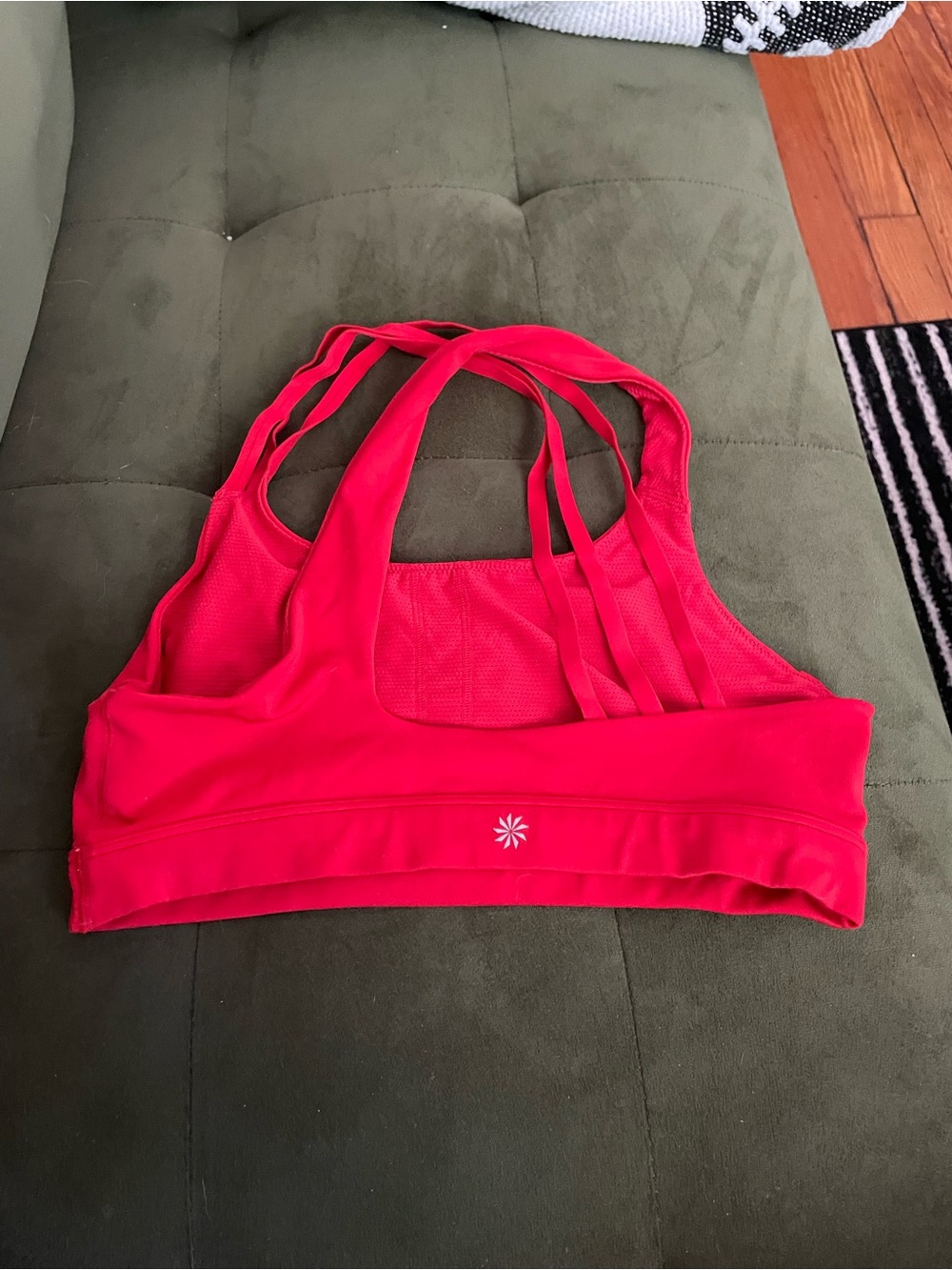 Athleta red strappy back sports bra sz M - Picture 2 of 3